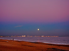 atardecer en la playa el chiringo