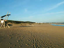 casa de guardavidas de la playa el chiringo