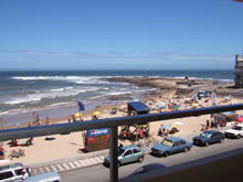 vista de la playa el emir desde un balcon de la rambla